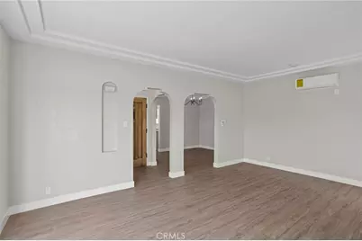 1329 W 88th, Los Angeles, CA 90044 - Photo 8