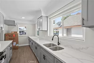 1329 W 88th, Los Angeles, CA 90044 - Photo 14