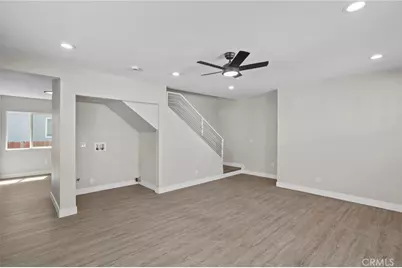 1329 W 88th, Los Angeles, CA 90044 - Photo 22