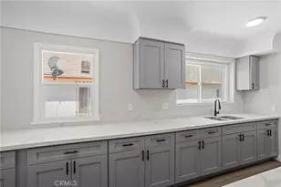 1329 W 88th, Los Angeles, CA 90044 - Photo 12
