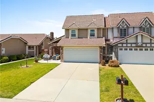 8471 E Donnybrook Cir, Anaheim Hills, CA 92808 - Photo 30