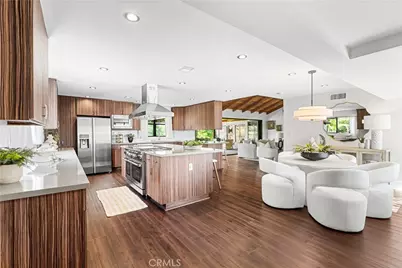 13981 Sandhurst Place, North Tustin, CA 92705 - Photo 8