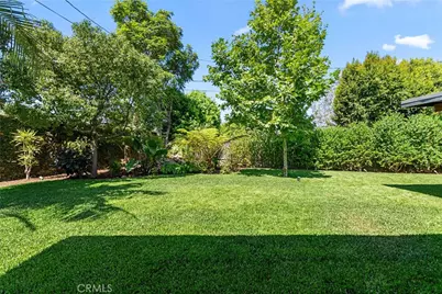 13981 Sandhurst Place, North Tustin, CA 92705 - Photo 30