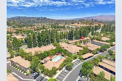 186 Gallery Way, Tustin, CA 92782 - Photo 2