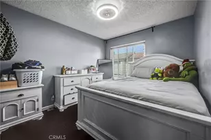 943 W Lamark Ln, Anaheim, CA 92802 - Photo 20