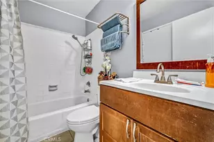 943 W Lamark Ln, Anaheim, CA 92802 - Photo 18