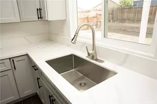 42809 Alexo Dr, Lancaster, CA 93536 - Photo 10