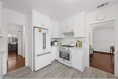 2310 Magnolia Avenue, Long Beach, CA 90806 - Photo 14