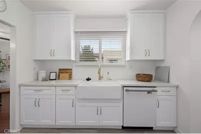 2310 Magnolia Avenue, Long Beach, CA 90806 - Photo 12