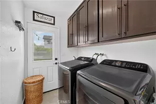 280 N Avenida Cordoba, Anaheim, CA 92808 - Photo 14