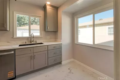 8237 Arnett, Downey, CA 90241 - Photo 12