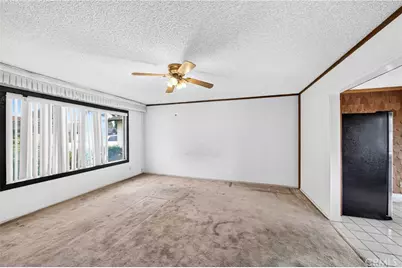19529 Bouma, Cerritos, CA 90703 - Photo 4