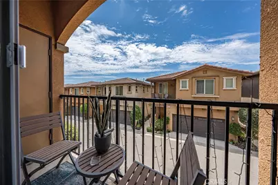 11916 Manzanilla Lane, Los Angeles, CA 90047 - Photo 8
