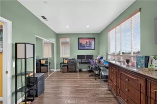 11916 Manzanilla Ln, Los Angeles, CA 90047 - Photo 24