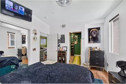11916 Manzanilla Lane, Los Angeles, CA 90047 - Photo 18
