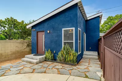 5451 E Daggett, Long Beach, CA 90815 - Photo 2