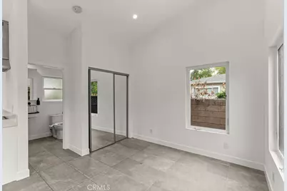 5451 E Daggett, Long Beach, CA 90815 - Photo 8