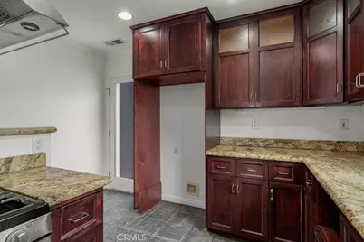 5451 E Daggett, Long Beach, CA 90815 - Photo 20