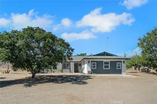 3583 Smoke Tree, Phelan, CA 92371 - Photo 2