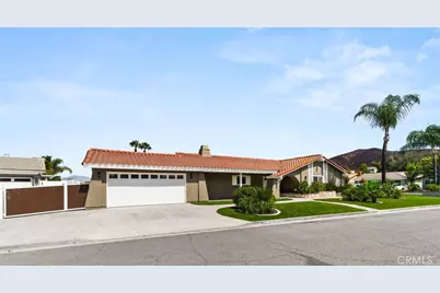 24180 Cruise Circle Drive, Canyon Lake, CA 92587 - Photo 4