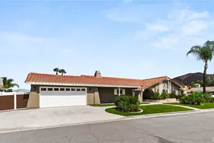24180 Cruise Cir Dr, Canyon Lake, CA 92587 - Photo 4
