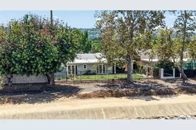 4445 E Alderdale, Anaheim, CA 92807 - Photo 38