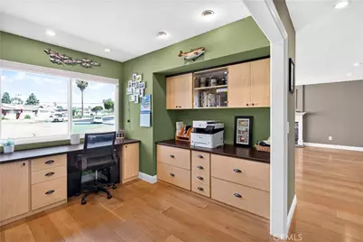 6832 Alexandria, Huntington Beach, CA 92647 - Photo 18