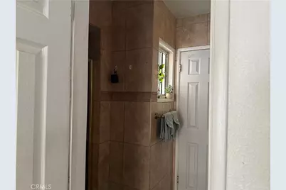 6170 Downey Avenue, Long Beach, CA 90805 - Photo 16