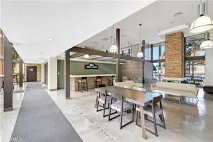 5585 E Pacific Coast Hwy, Long Beach, CA 90804 - Photo 16