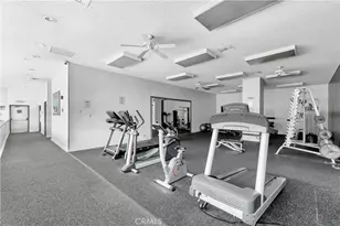 5585 E Pacific Coast Hwy, Long Beach, CA 90804 - Photo 20