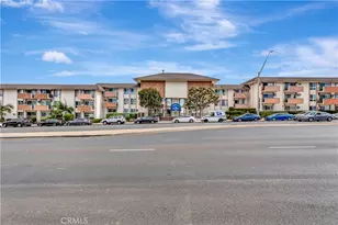 5585 E Pacific Coast Hwy, Long Beach, CA 90804 - Photo 2
