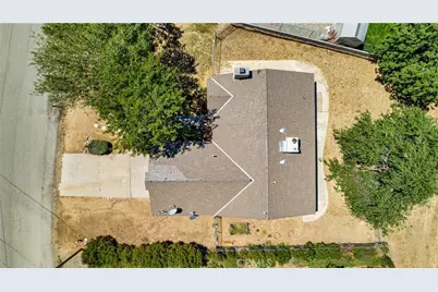 22917 Clover Spring Place, Tehachapi, CA 93561 - Photo 28