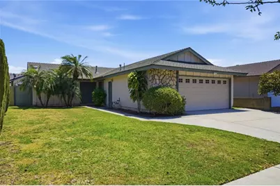 18512 Kamstra, Cerritos, CA 90703 - Photo 2