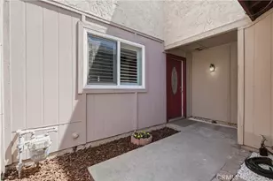 321 W Hermitage, Azusa, CA 91702 - Photo 2