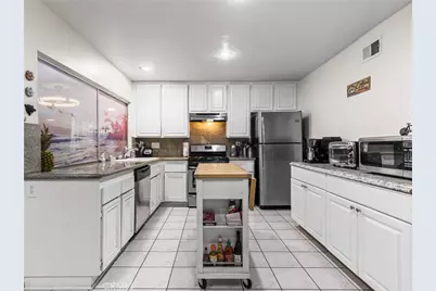 2216 Sequoia, Simi Valley, CA 93063 - Photo 8
