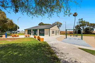 6911 E Septimo, Long Beach, CA 90815 - Photo 70