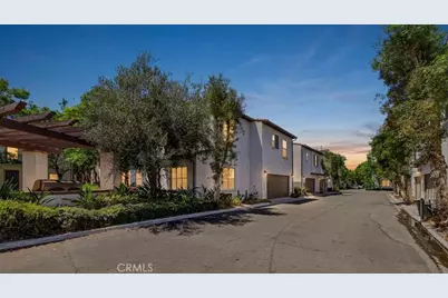 344 N Santa Maria, Anaheim, CA 92801 - Photo 46