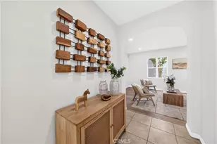 344 N Santa Maria, Anaheim, CA 92801 - Photo 2