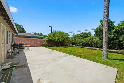 1015 W 5th, Corona, CA 92882 - Photo 32