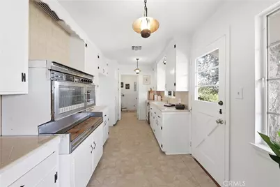 1566 Silverwood, Los Angeles, CA 90041 - Photo 20