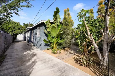 8917 Beach Street, Los Angeles, CA 90002 - Photo 1