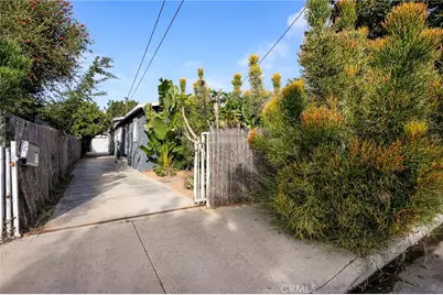 8917 Beach Street, Los Angeles, CA 90002 - Photo 24