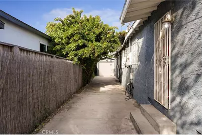 8917 Beach Street, Los Angeles, CA 90002 - Photo 2