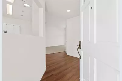 2720 E Walnut #18, Orange, CA 92867 - Photo 6