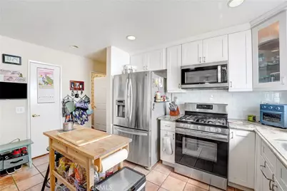 976 Baycrest Lane, Harbor City, CA 90710 - Photo 8