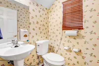 976 Baycrest Lane, Harbor City, CA 90710 - Photo 10