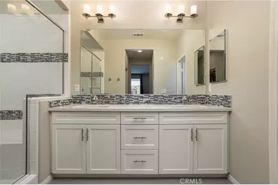 63 Origin, Irvine, CA 92618 - Photo 20