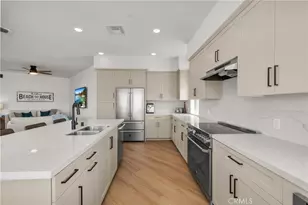 414 Main St, Huntington Beach, CA 92648 - Photo 6