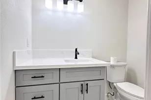 1919 Sherry Ln, Santa Ana, CA 92705 - Photo 14