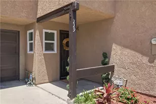 229 S Palm Ave, Santa Paula, CA 93060 - Photo 2
